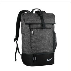 Nike golf sport backpack - very roomy!